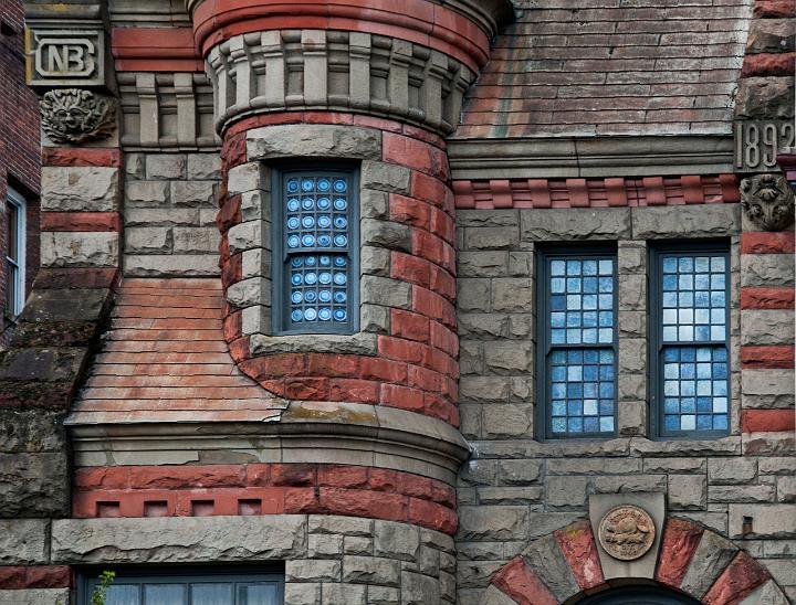 Antique Building 8579.jpg
